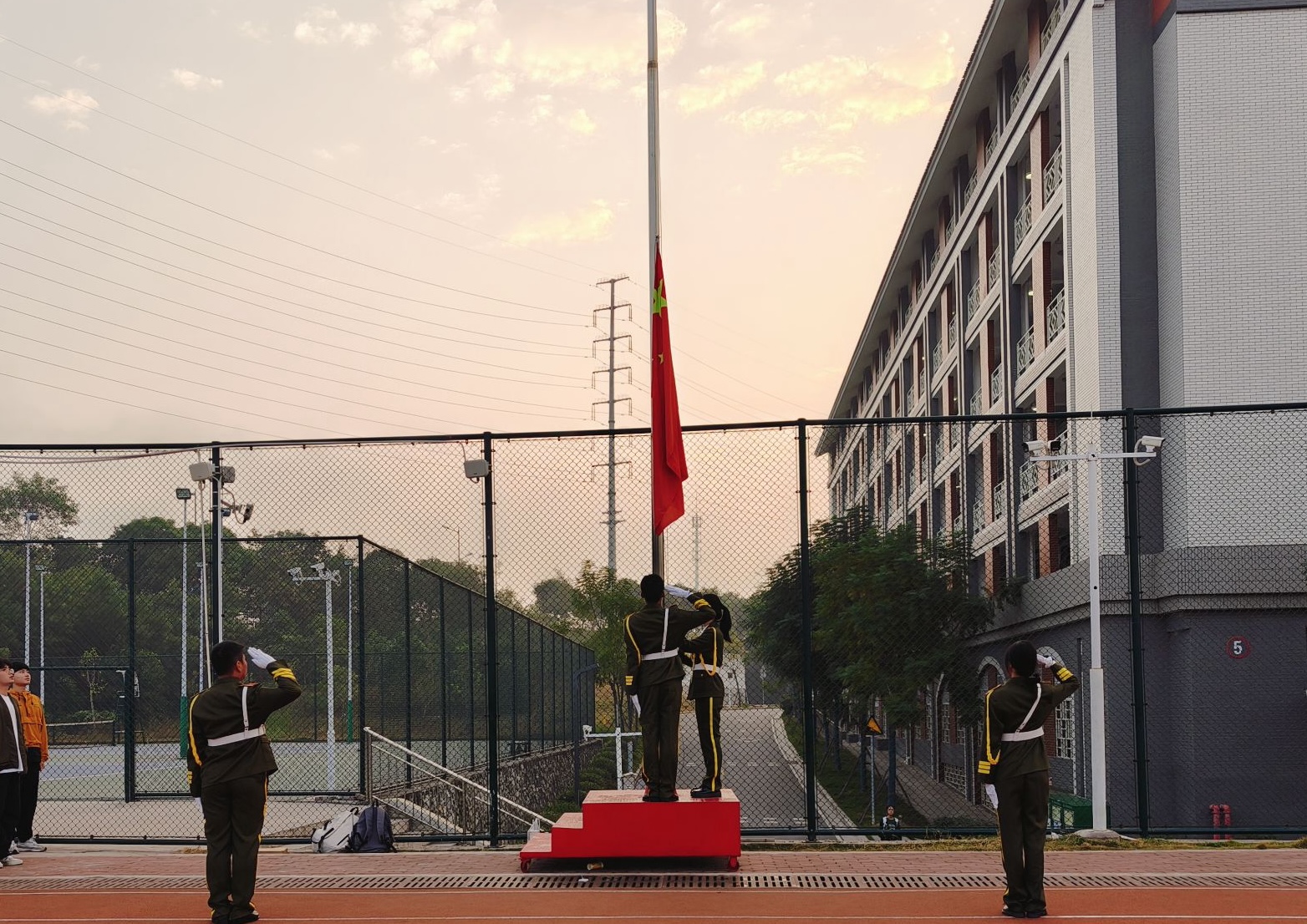 必威西汉姆联官网